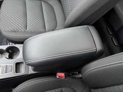 2024 Ford Escape, $28629. Photo 10