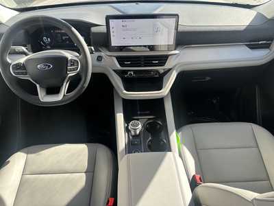 2025 Ford Explorer, $43548. Photo 3
