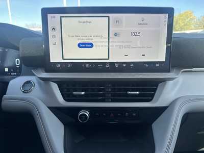 2025 Ford Explorer, $43548. Photo 8