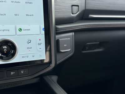 2024 Ford Expedition Max, $79240. Photo 7