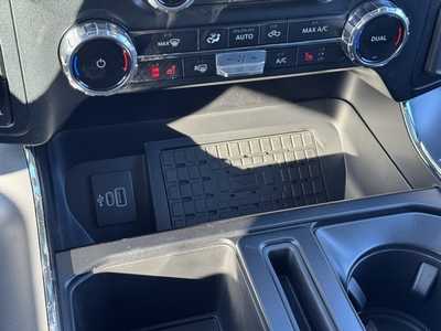 2025 Ford F150 Crew Cab, $57907. Photo 9