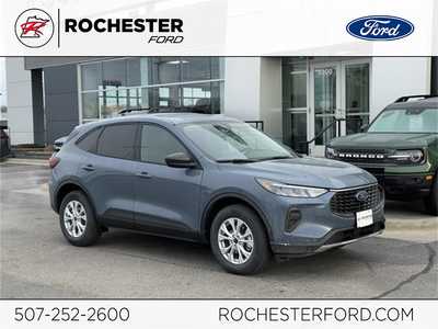 2025 Ford Escape, $30495. Photo 1