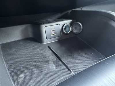 2025 Ford Escape, $32837. Photo 12