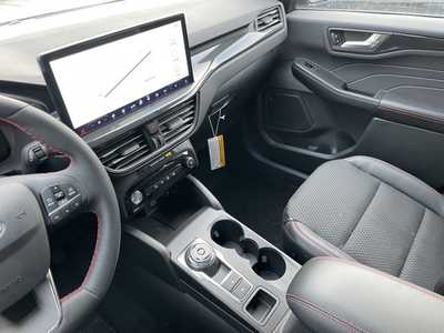 2025 Ford Escape, $32716. Photo 7
