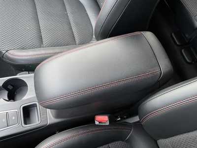 2025 Ford Escape, $32716. Photo 9