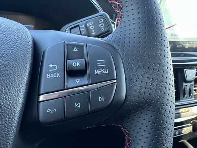 2025 Ford Escape, $31724. Photo 7