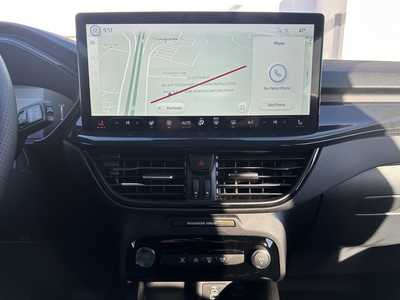 2025 Ford Escape, $31724. Photo 8