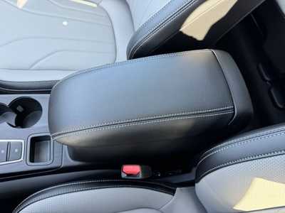 2025 Ford Escape, $40282. Photo 10