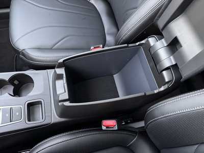 2025 Ford Escape, $41102. Photo 12