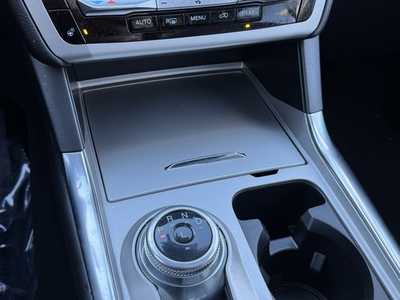 2022 Ford Explorer, $31899. Photo 6