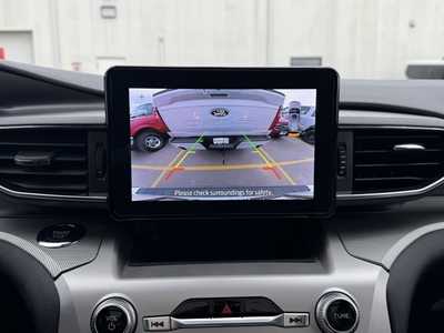 2022 Ford Explorer, $32899. Photo 4