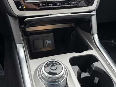 2022 Ford Explorer, $32899. Photo 7