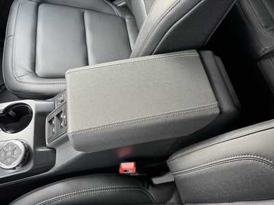 2025 Ford Bronco, $50614. Photo 12