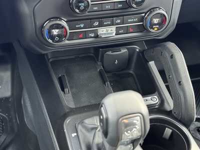 2025 Ford Bronco, $50614. Photo 7