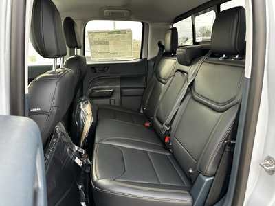2025 Ford Maverick, $41193. Photo 5