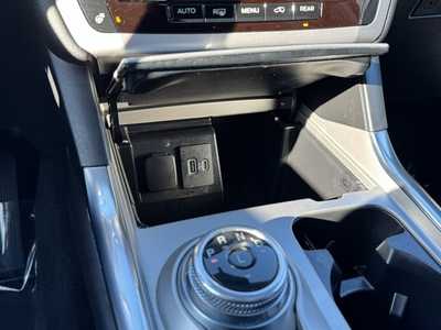 2022 Ford Explorer, $31998. Photo 7