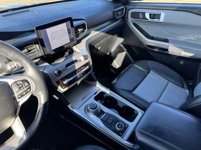 2022 Ford Explorer, $31998. Photo 8