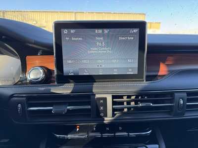 2022 Lincoln Corsair, $29998. Photo 4