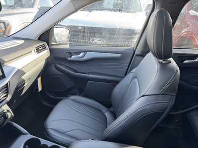 2025 Ford Escape, $39097. Photo 9