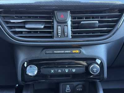 2025 Ford Escape, $32941. Photo 5