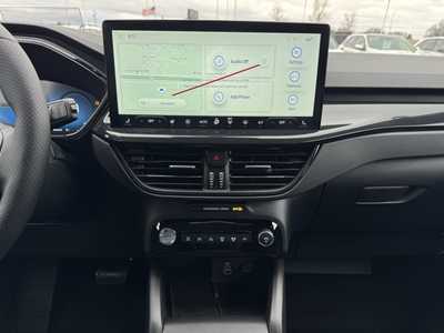 2025 Ford Escape, $39720. Photo 2