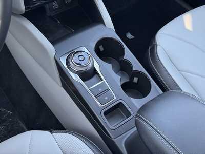 2025 Ford Escape, $39037. Photo 8
