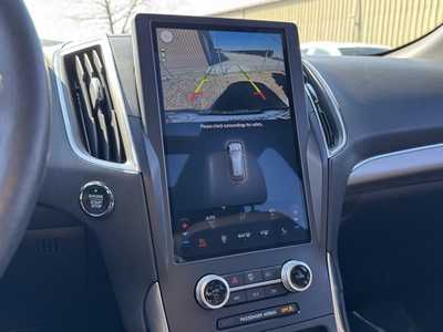 2022 Ford Edge, $29299. Photo 4