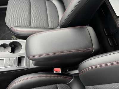 2025 Ford Escape, $32941. Photo 10