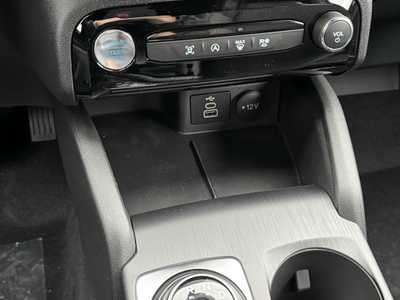 2025 Ford Escape, $32941. Photo 6