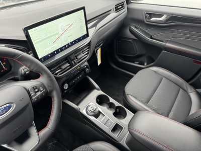 2025 Ford Escape, $32941. Photo 7