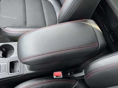 2025 Ford Escape, $32941. Photo 10