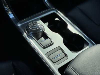 2022 Ford Edge, $28899. Photo 8