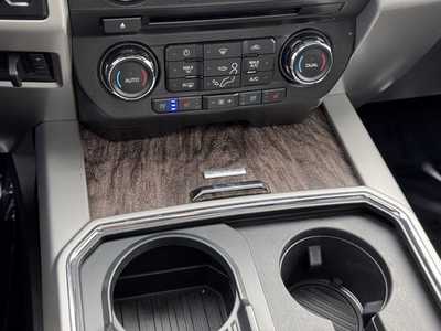 2017 Ford F350 Crew Cab, $43799. Photo 8