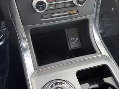 2022 Ford Edge, $28599. Photo 7