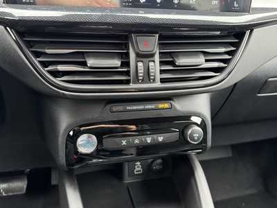2025 Ford Escape, $33121. Photo 5
