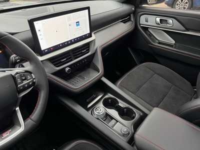 2025 Ford Explorer, $54499. Photo 6