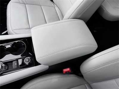 2025 Ford Explorer, $51699. Photo 11