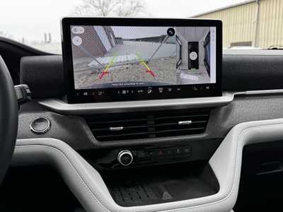 2025 Ford Explorer, $51699. Photo 4