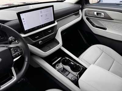 2025 Ford Explorer, $51699. Photo 6