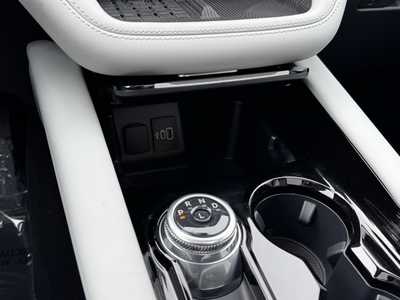 2025 Ford Explorer, $51699. Photo 9