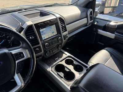 2018 Ford F350 Crew Cab, $49998. Photo 10