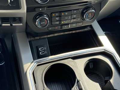 2018 Ford F350 Crew Cab, $49998. Photo 9