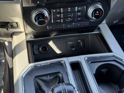 2015 Ford F150 Crew Cab, $22499. Photo 10