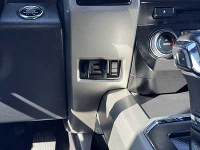 2015 Ford F150 Crew Cab, $22499. Photo 6