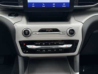2023 Ford Explorer, $37299. Photo 5