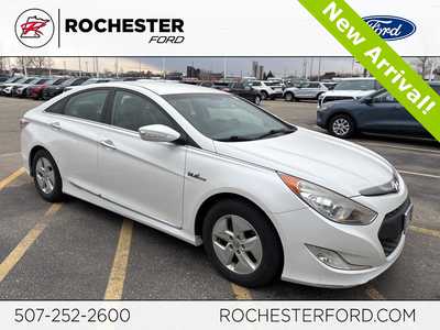 2012 Hyundai Sonata, $8299. Photo 1