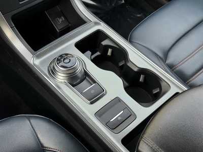 2022 Ford Edge, $20799. Photo 8