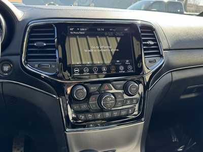 2020 Jeep Grand Cherokee, $27699. Photo 4