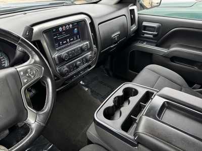 2018 Chevrolet 1500 Crew Cab, $25599. Photo 11
