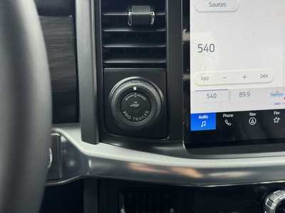 2025 Ford F150 Crew Cab, $61593. Photo 5